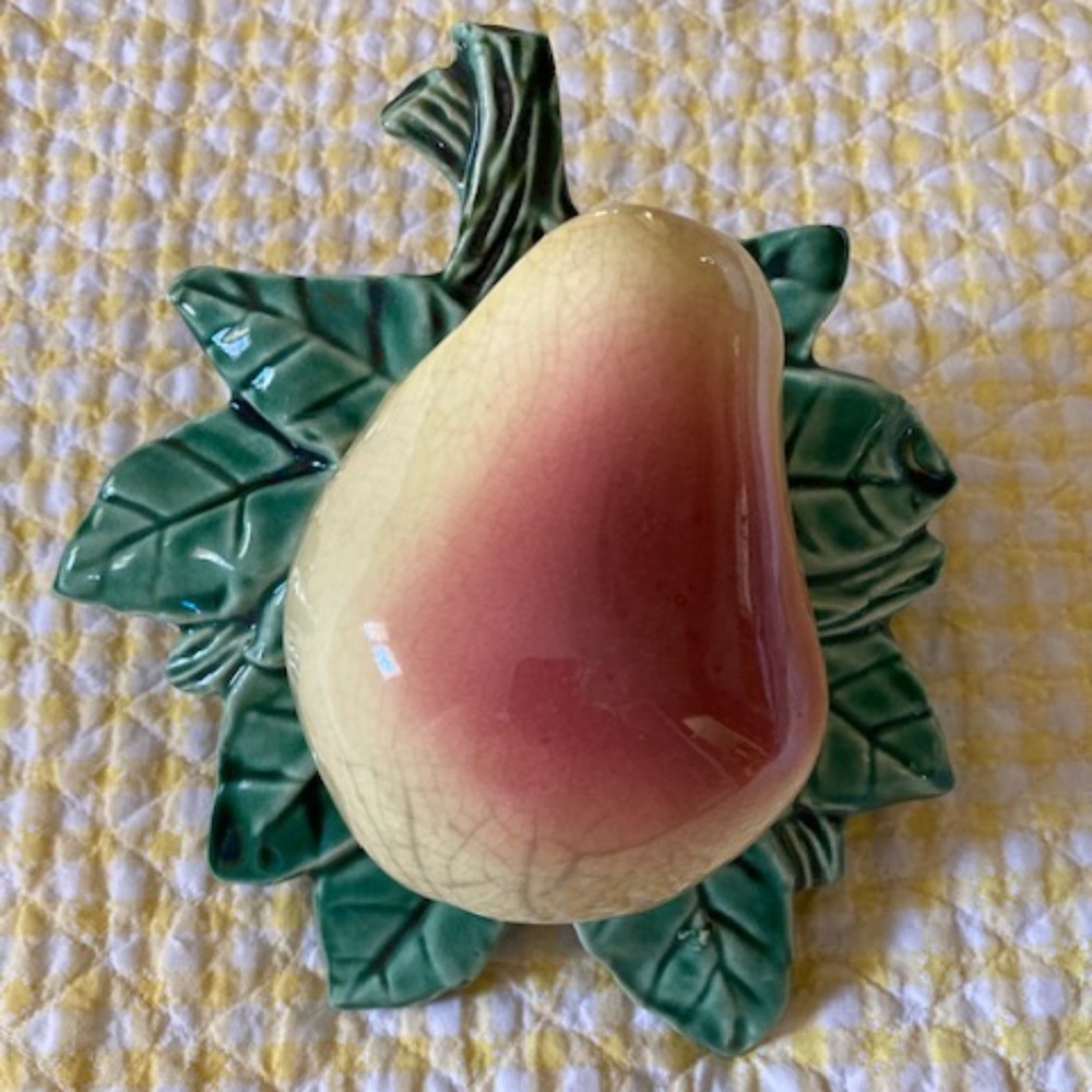 Vintage "Pear" Wall Pocket - Picture 11 of 12